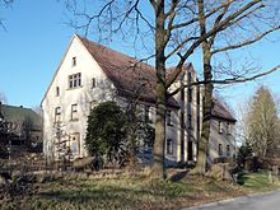 20170327605DR_NiederTaubenheim_(Sohland_Spree)_Schloß.jpg